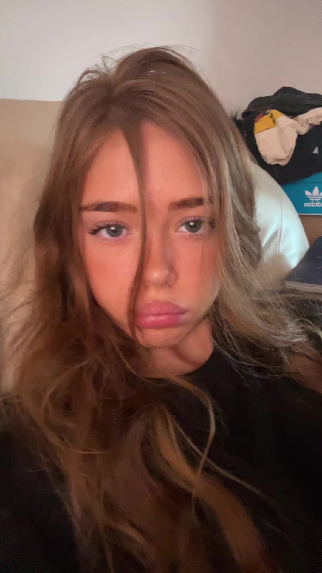@✱
