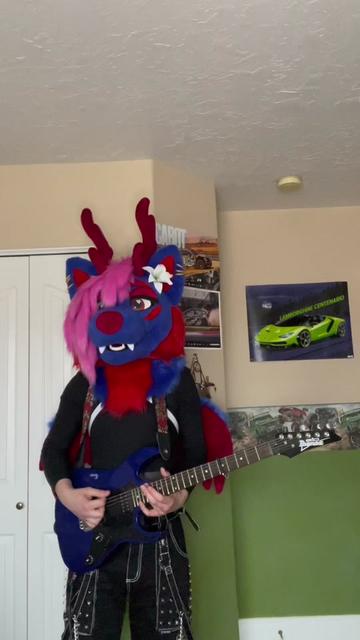 @BlueNeonPaw