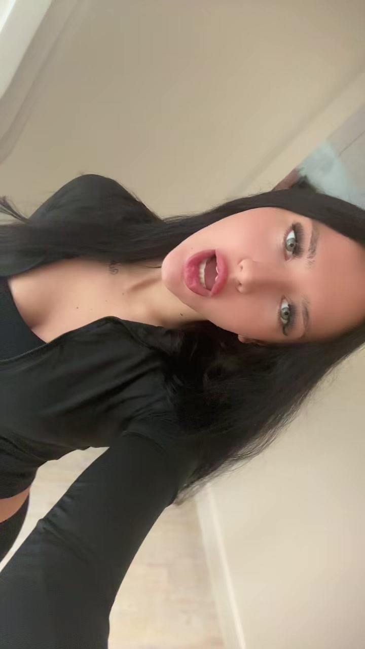 @mai888zzz