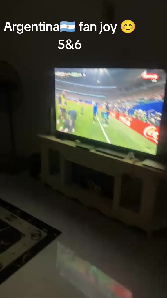 @𝕂.𝕀.ℕ.𝔾. ℝ.𝕆.𝕃.𝔼.𝕏 🇨🇭