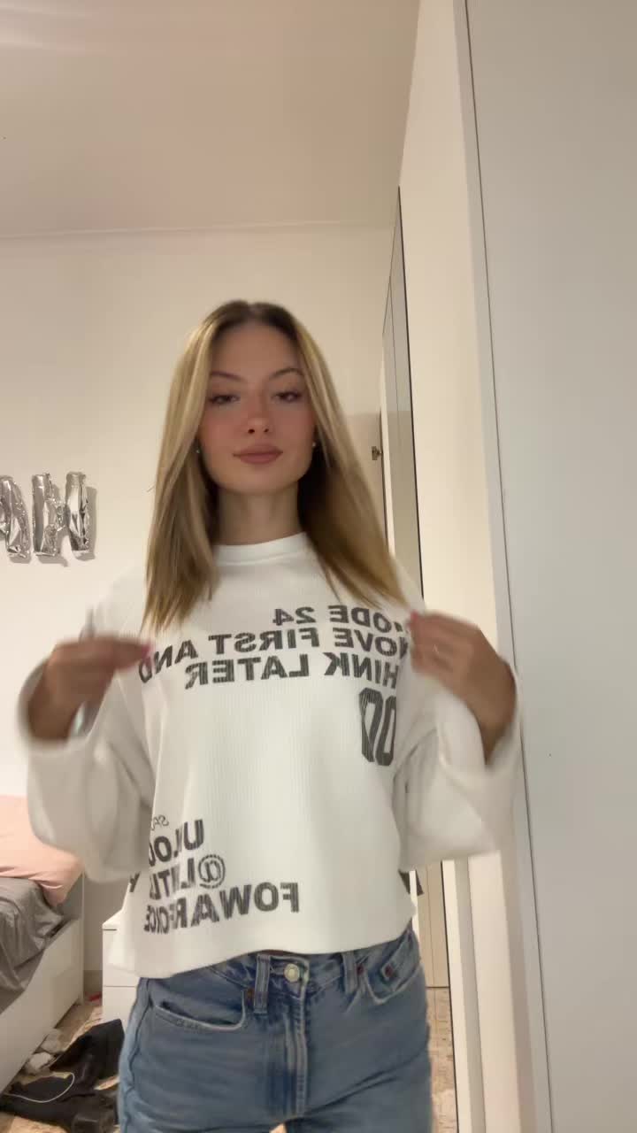 @👩🏼
