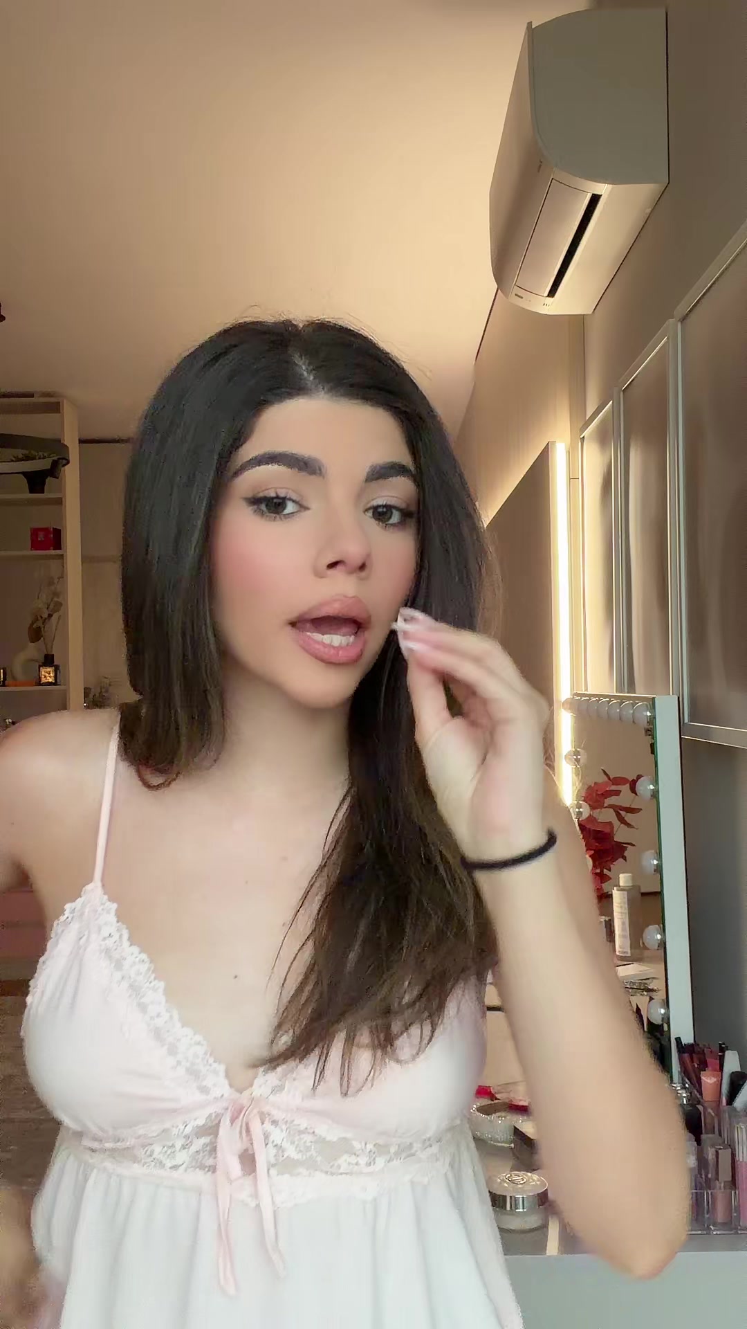 @cezara