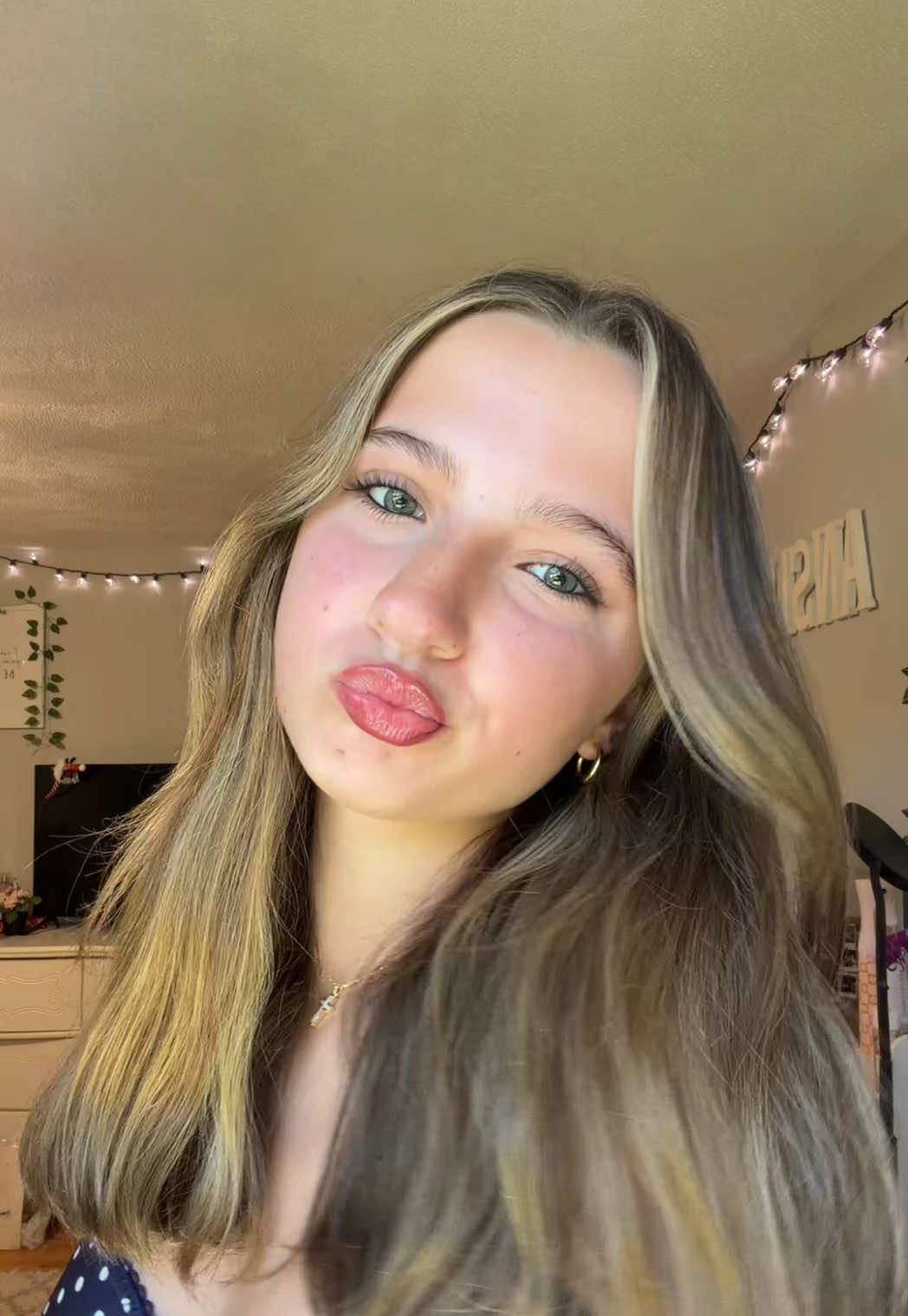 @??