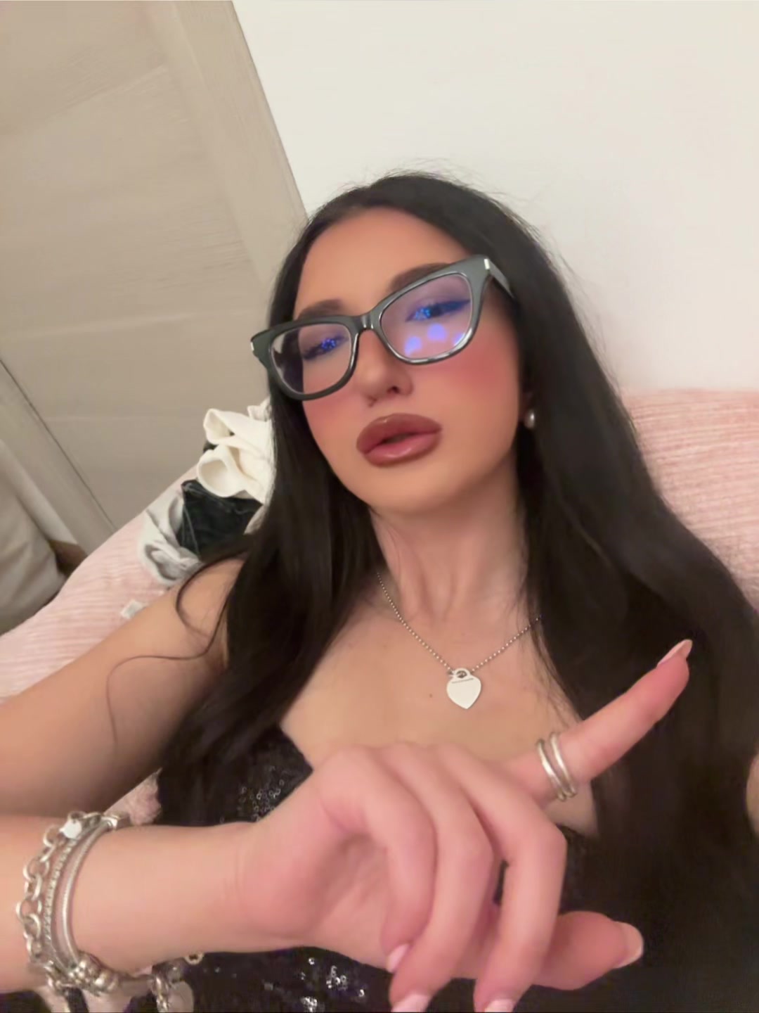 @elenaggg