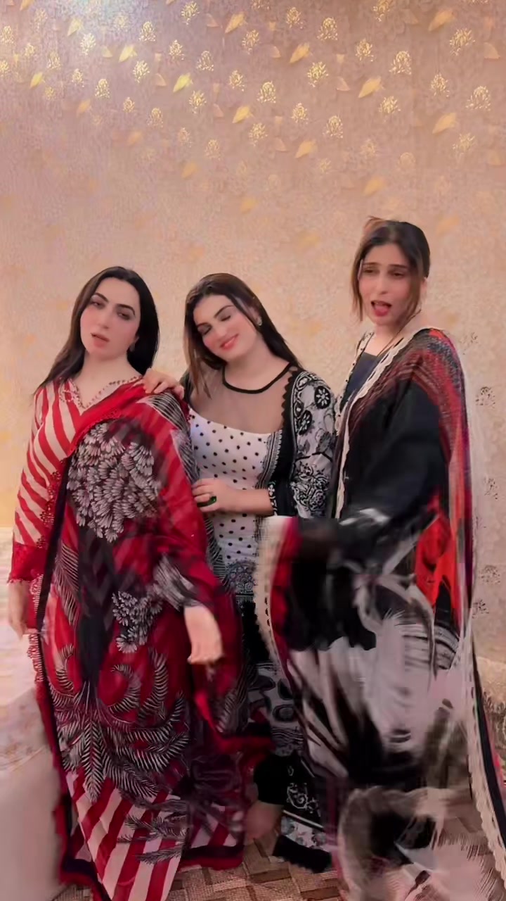 @Malika khan