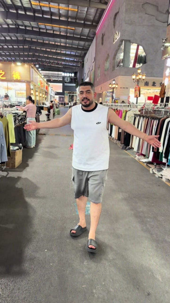 @قورشي 👈بطل 🏹المستورد👖👕