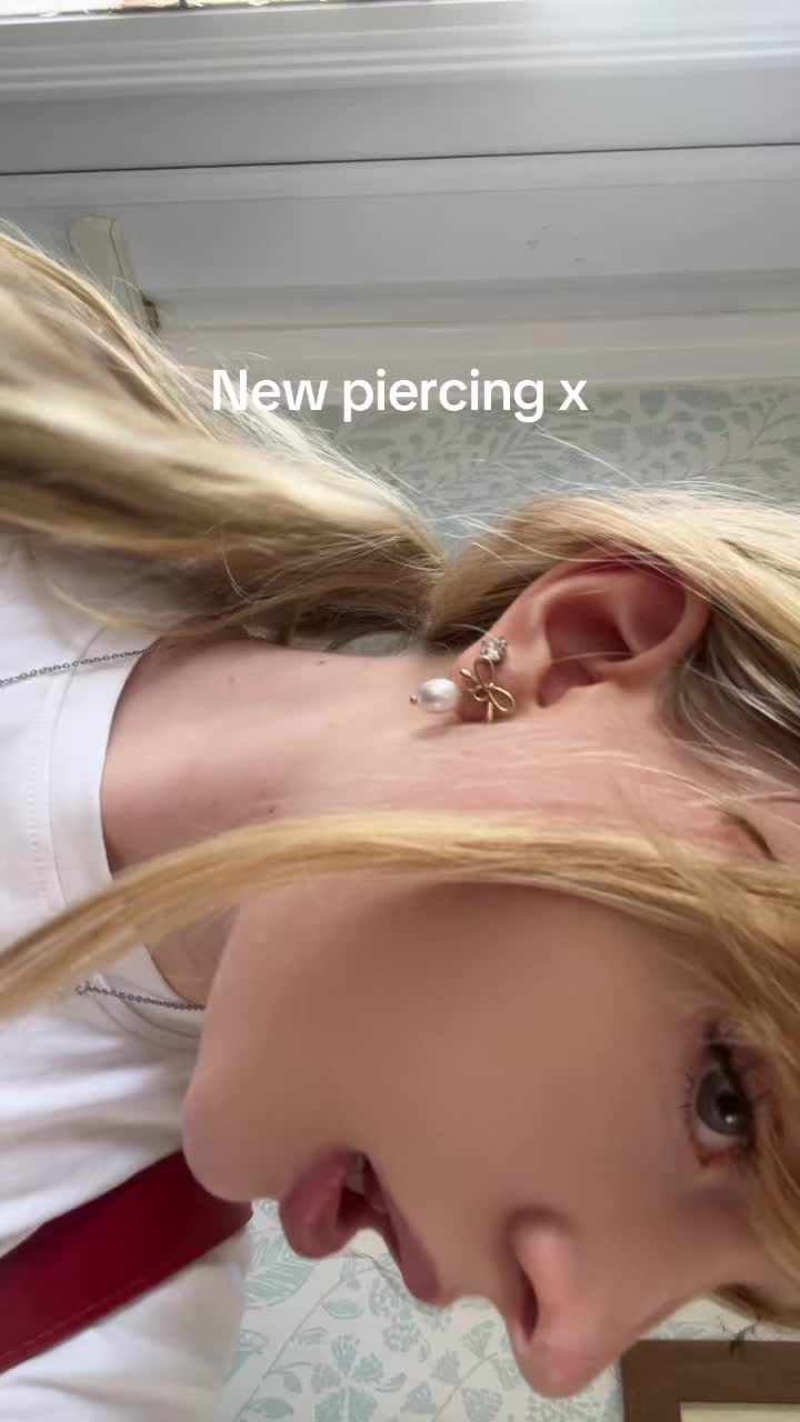 @Notchloe