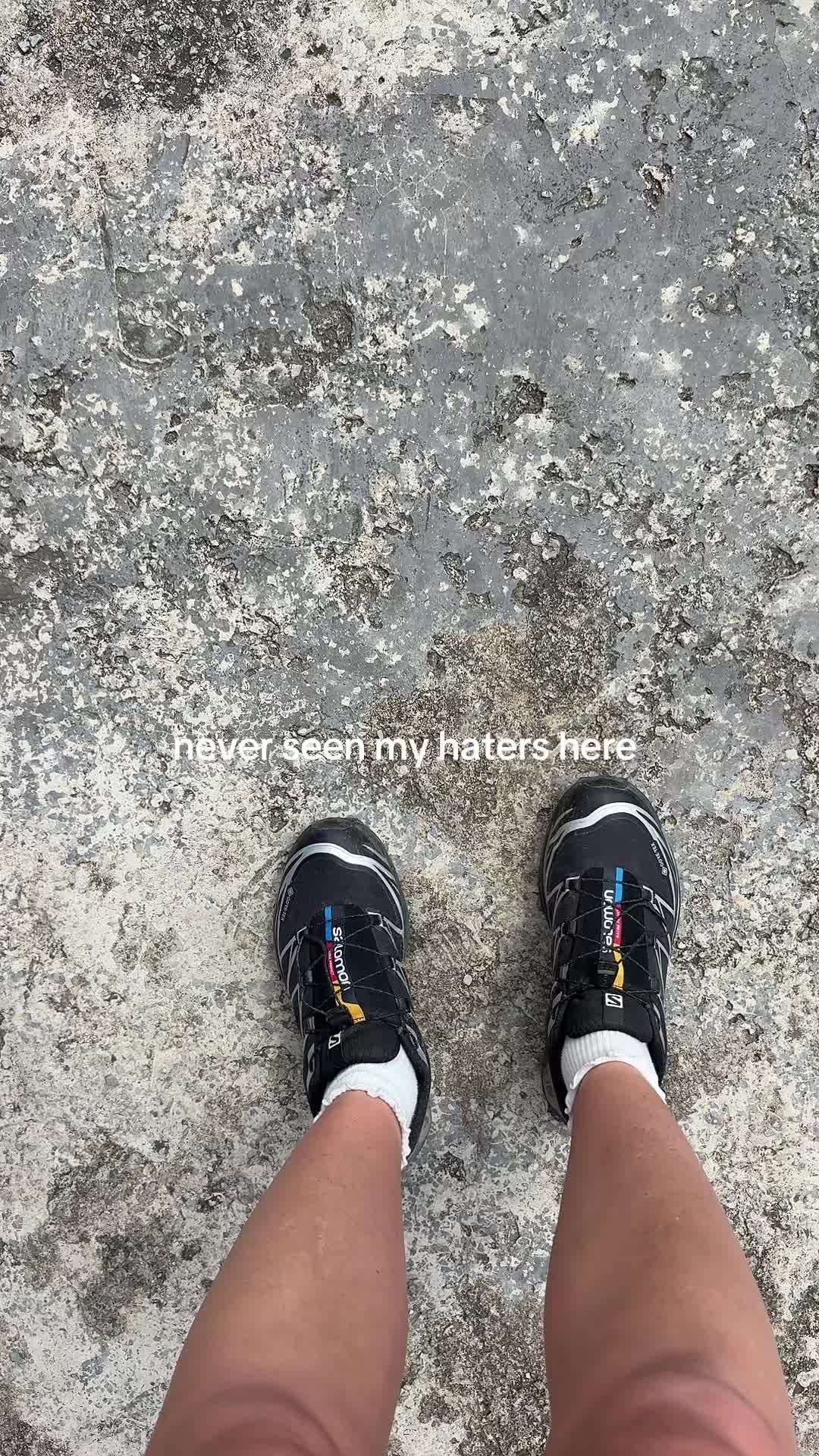 @Liv