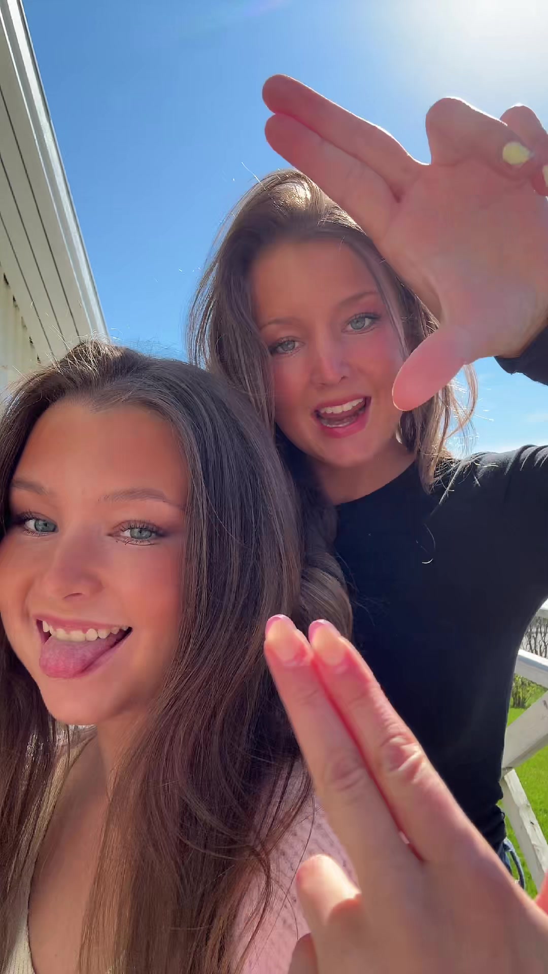 @Emma Thol&eacute;n
