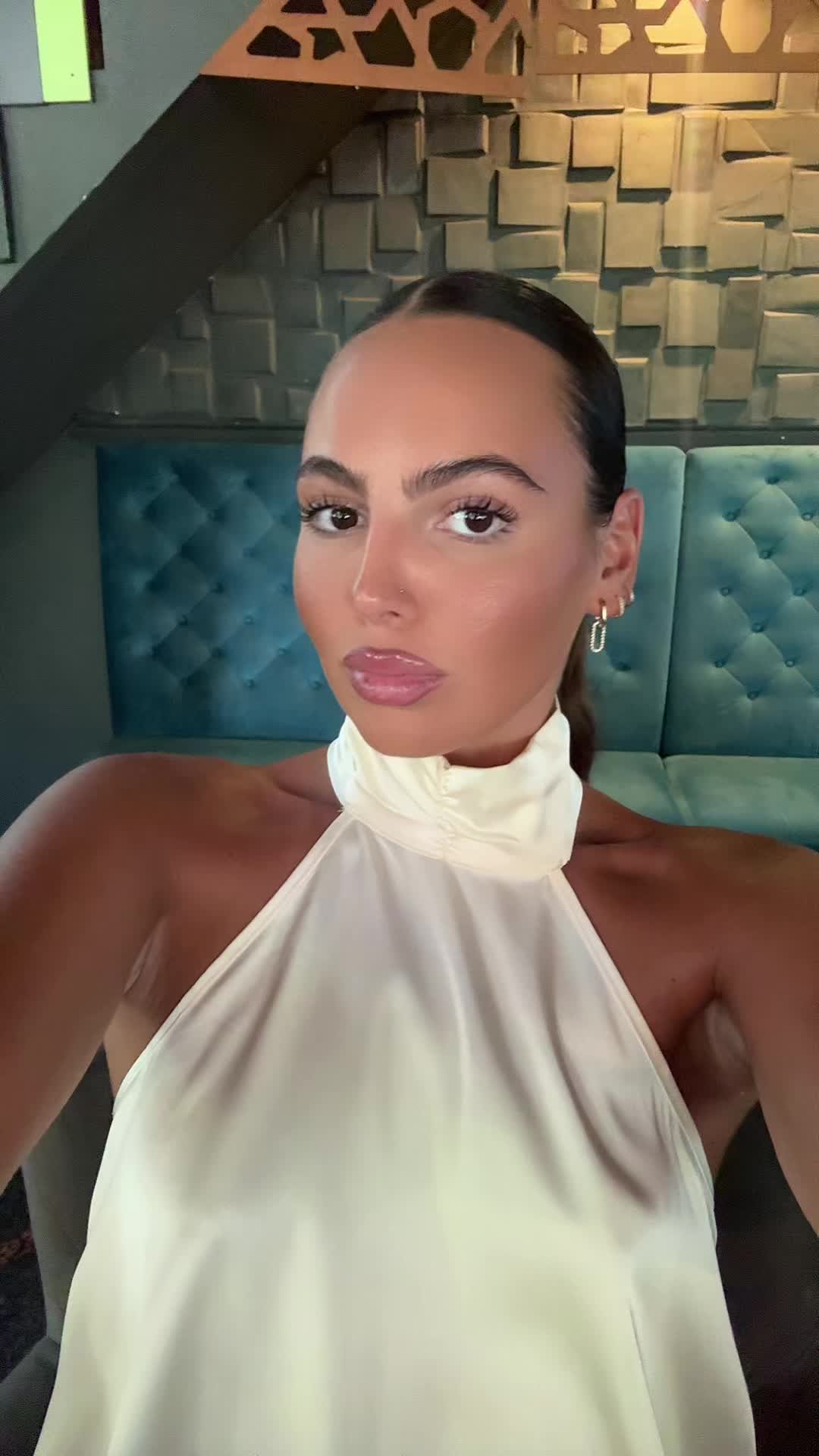 @Lejlona
