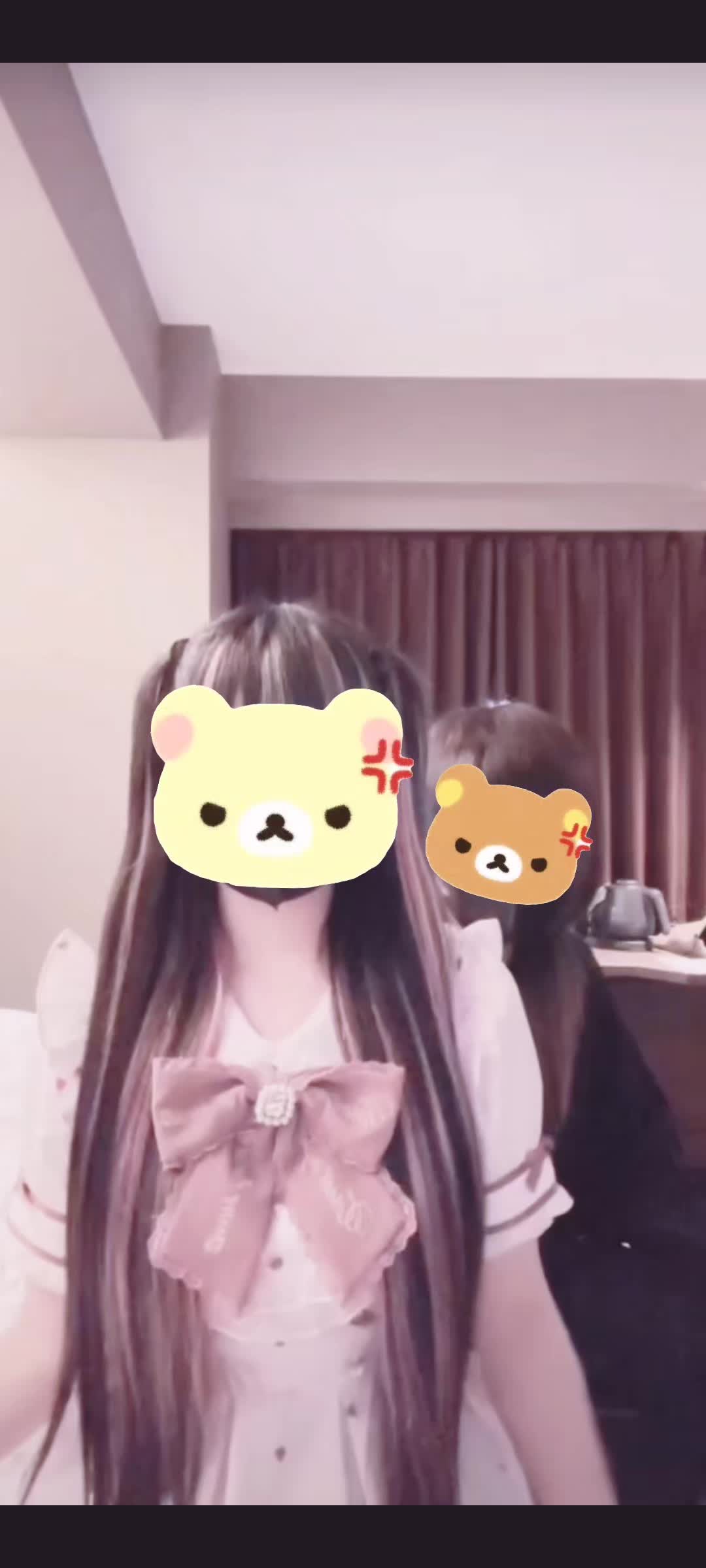 @🦴