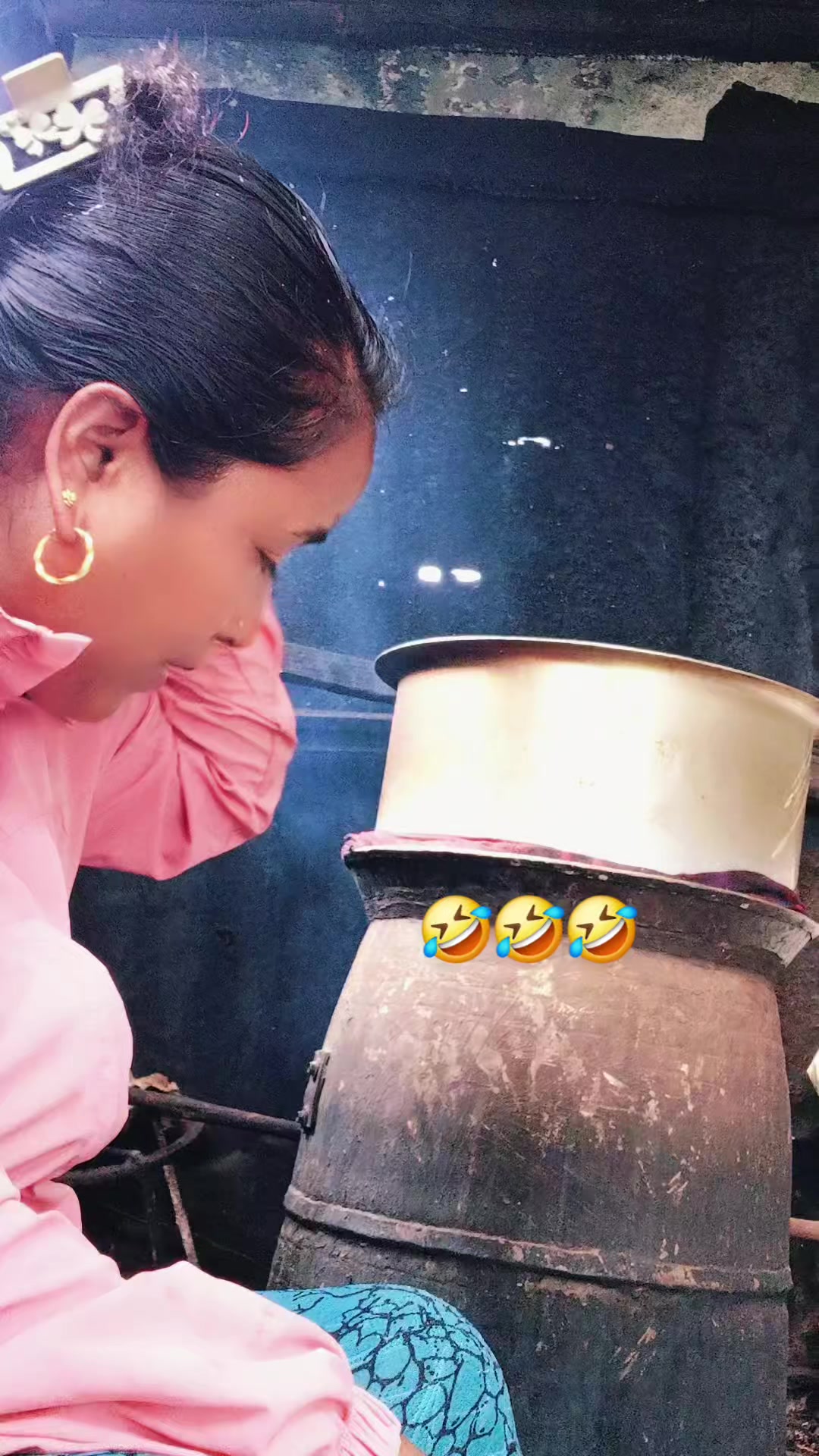 @मिना मगर 💖