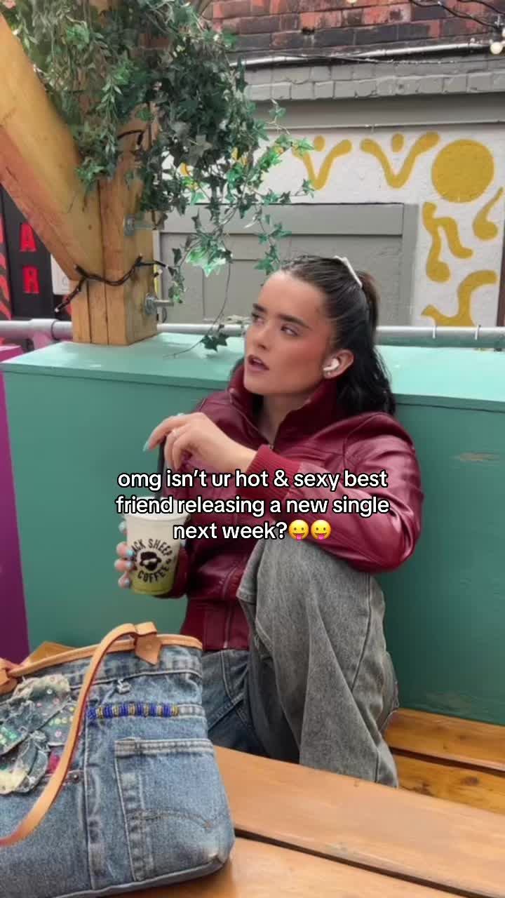 @itsliterallyjustbelle