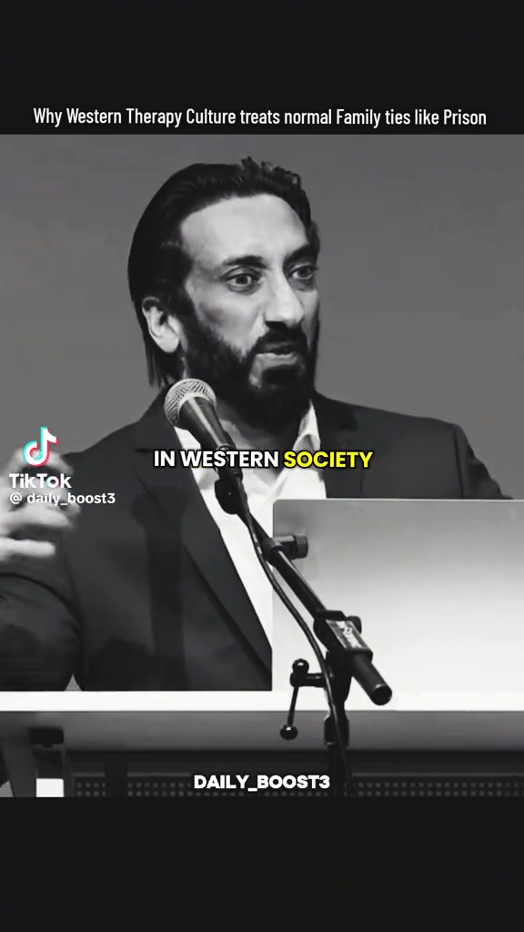 @أَمَةُ اللهِ