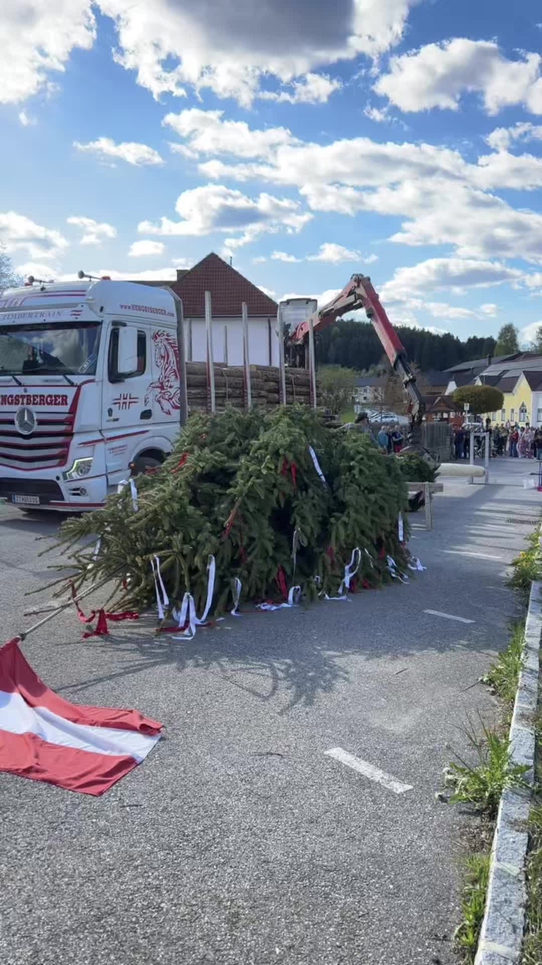 @Holz-Kutscher-Max