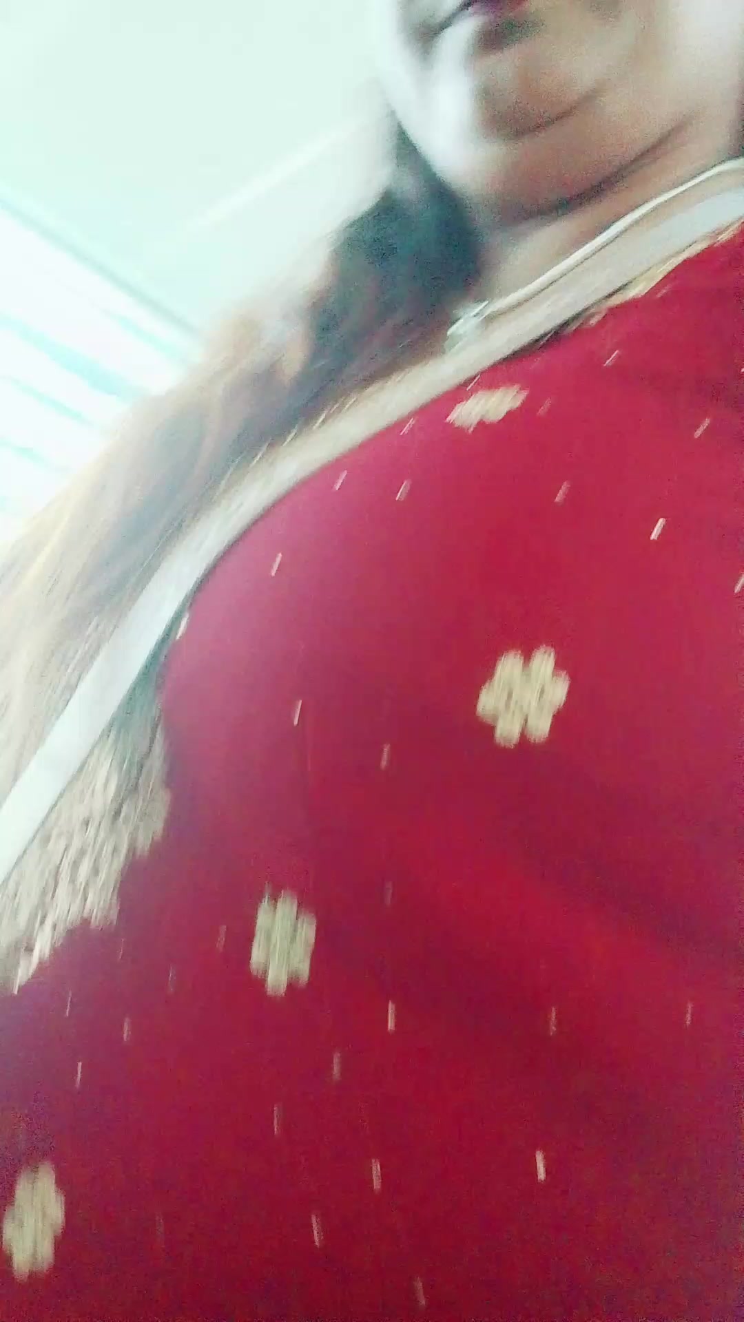 @SARITA👩❤️💋👩🫂🇳🇵🇦🇪