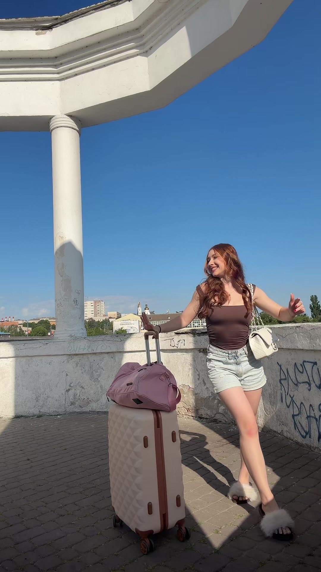 @Крістіна