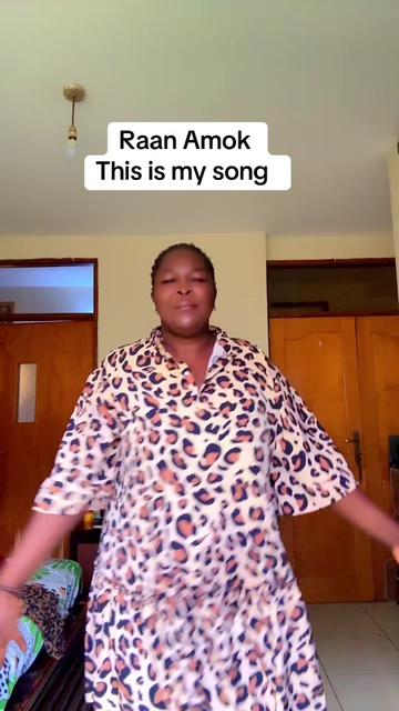 @Jet black the Drama queen 🖤🖤