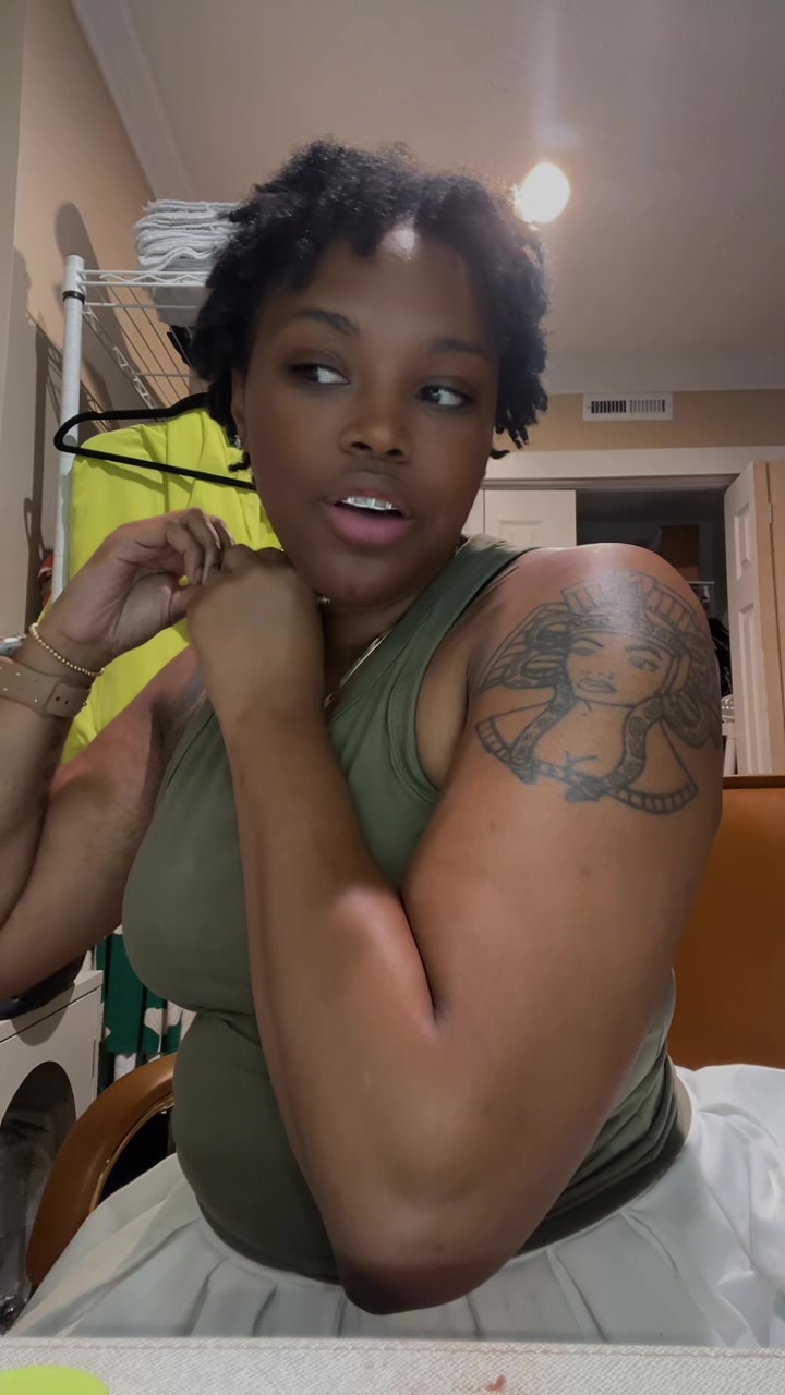 @SenaSynClair