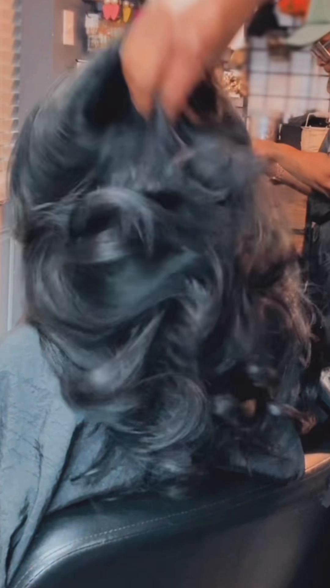 @Tee Que.TheHairPistol