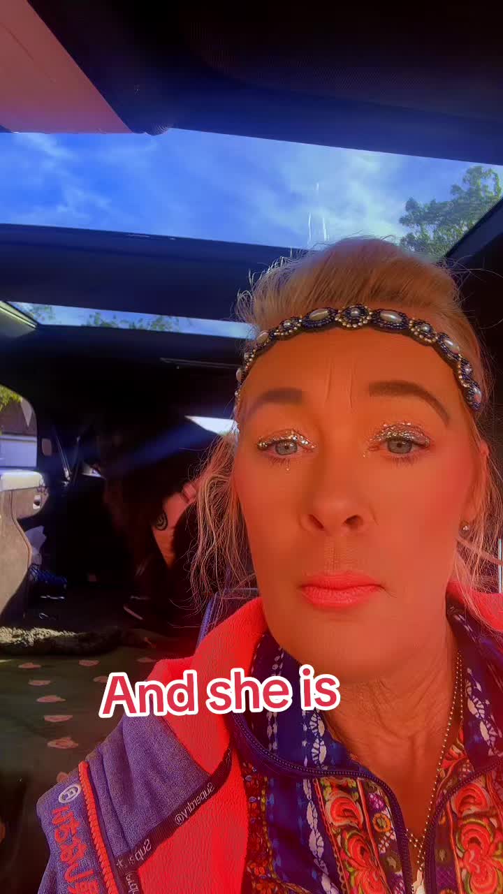 @amanda Roberts