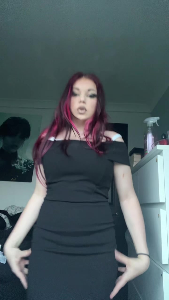 @Lexi๐ค๐๐๐