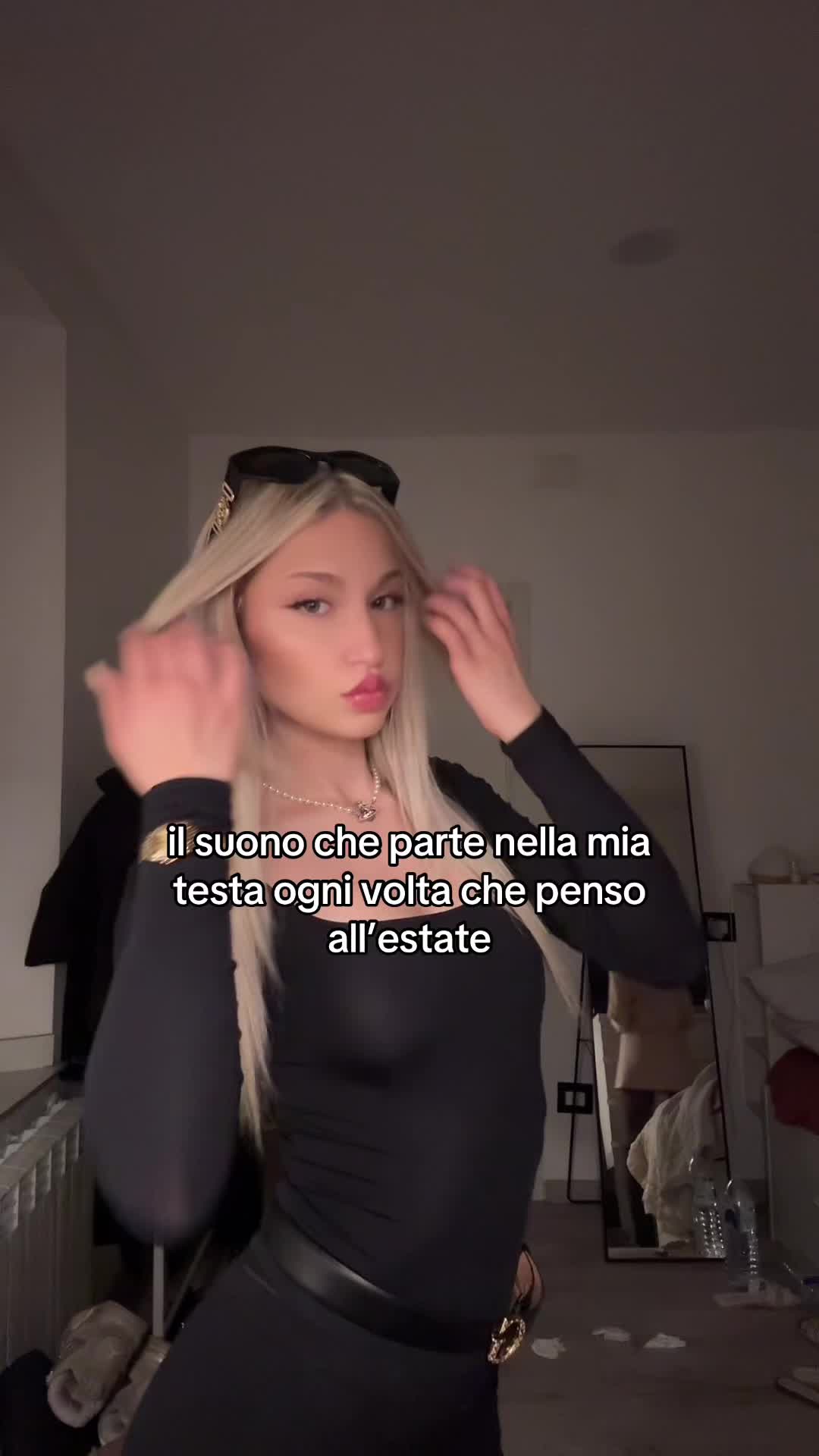 @elena_scaraia_