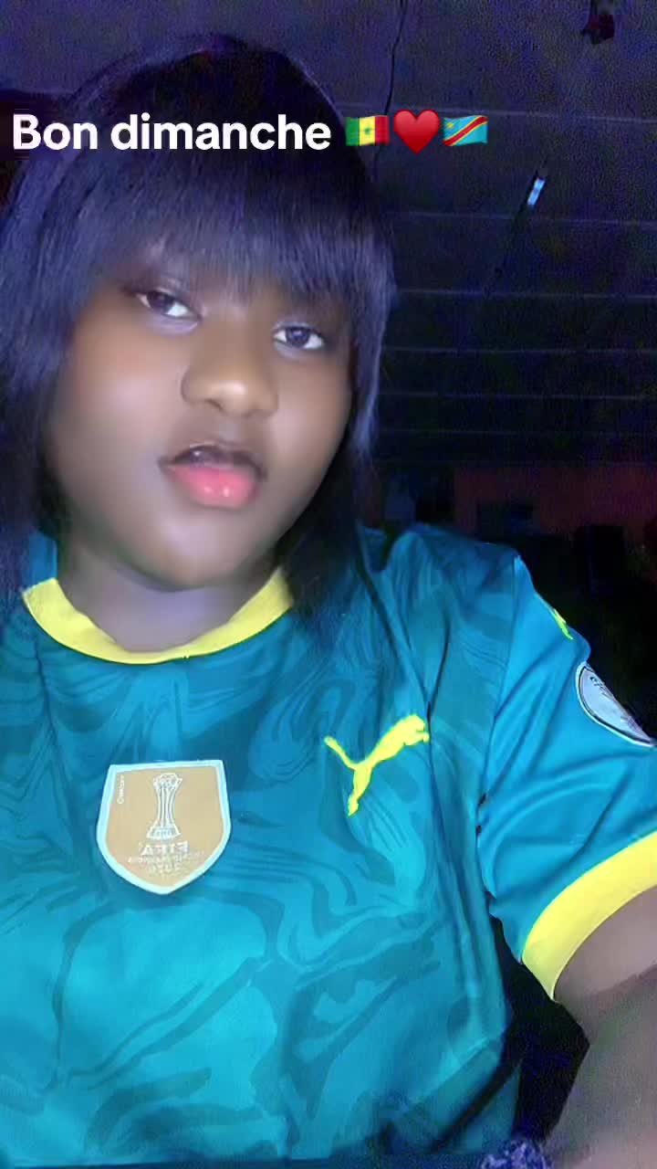 @LAREINE DE COMMENTAIRE🇨🇩🇸🇳