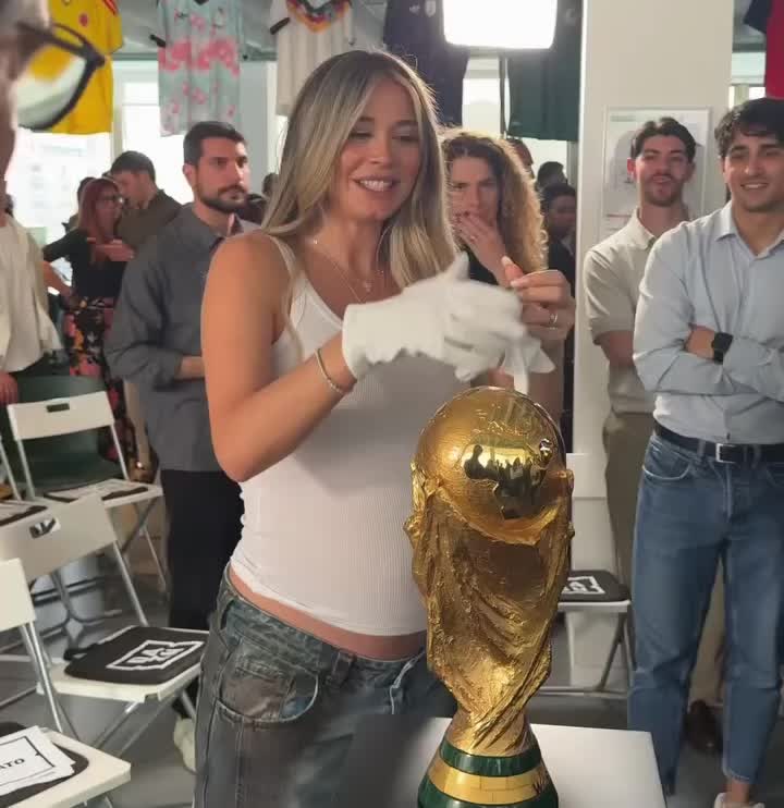 @Diletta Leotta Fan Page