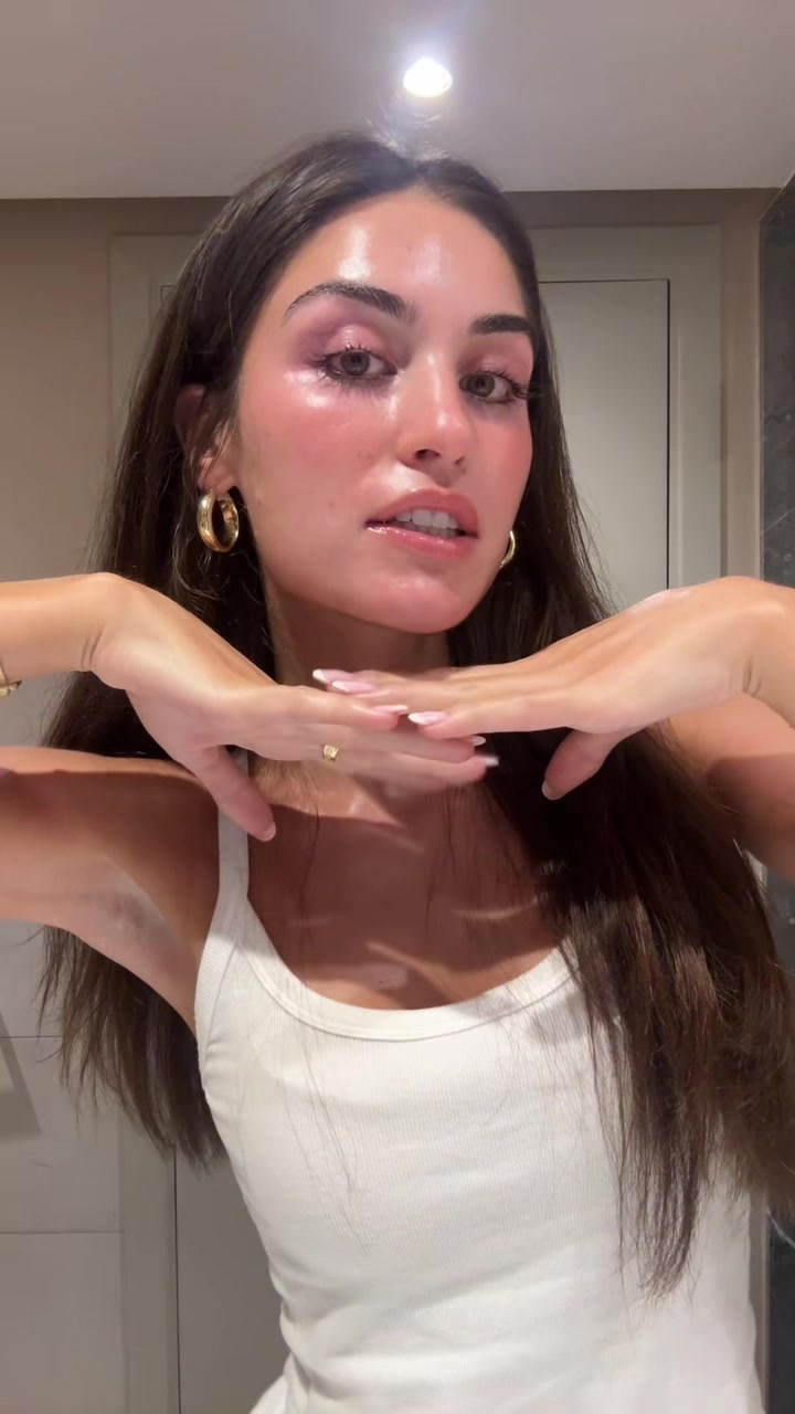 @sanyanovakovic