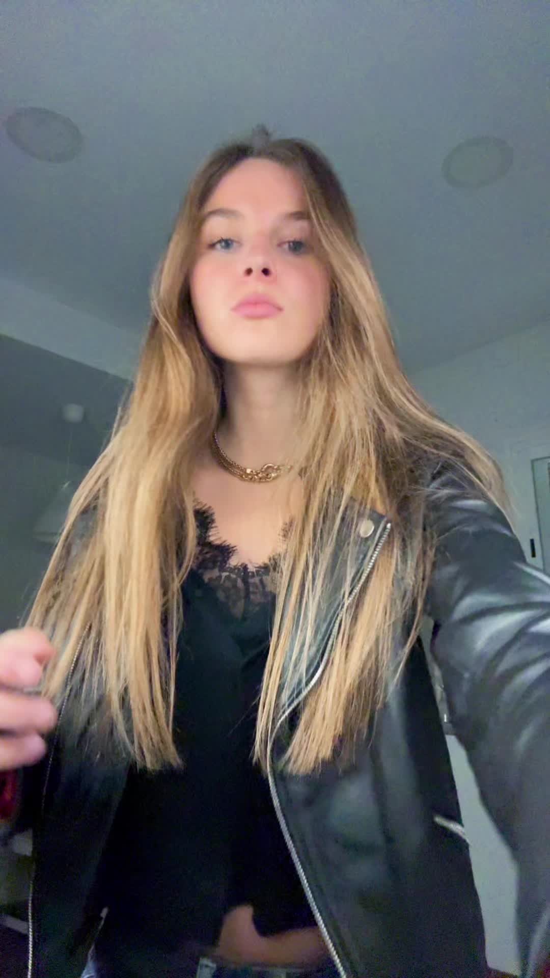 @lauraaaa
