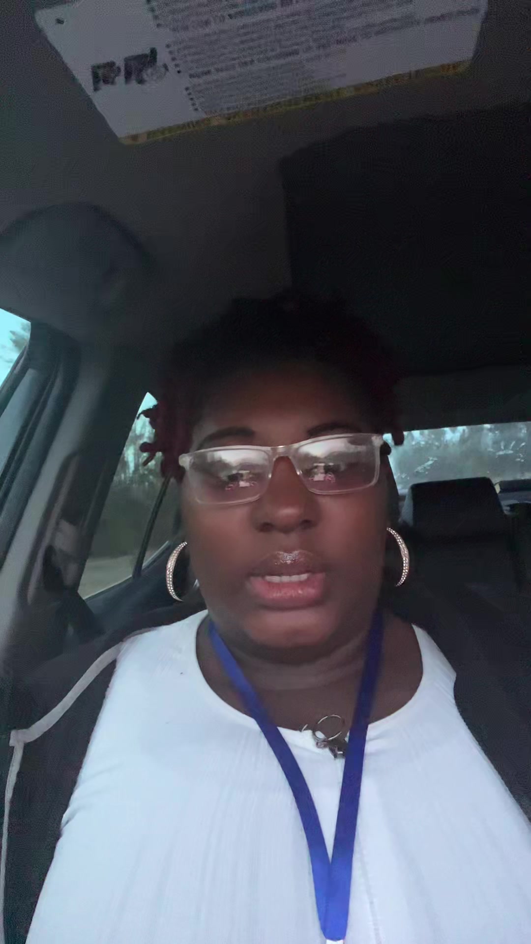 @MsPrettyTisha😊💜🧡💛💚🩷