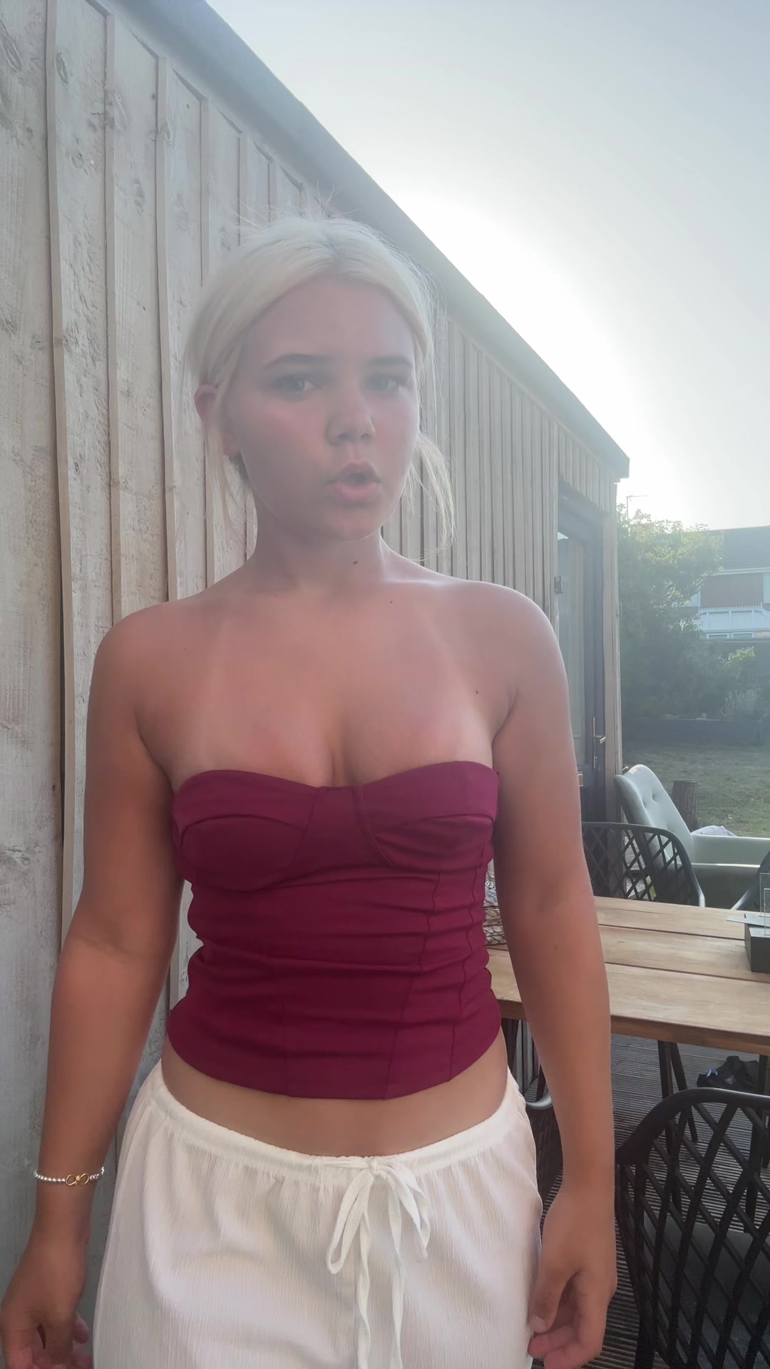 @laceylivex1