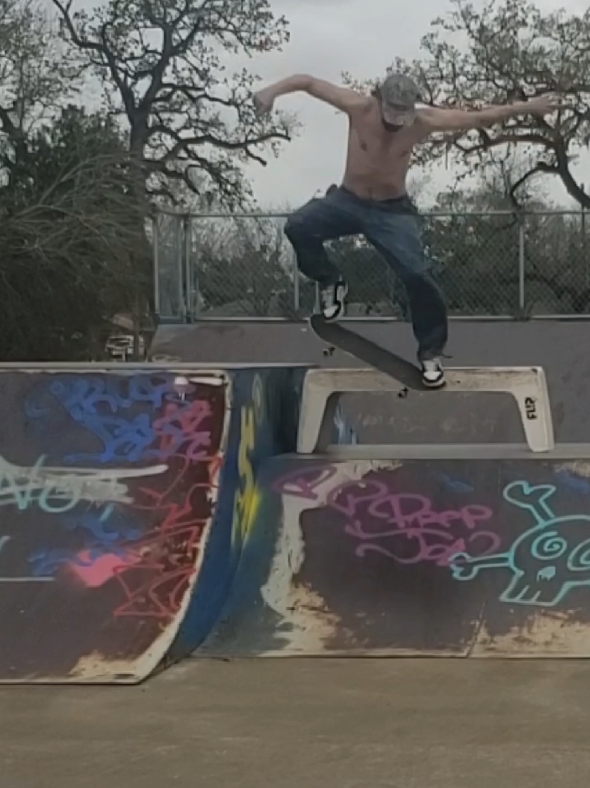 @Jason / skateboarding