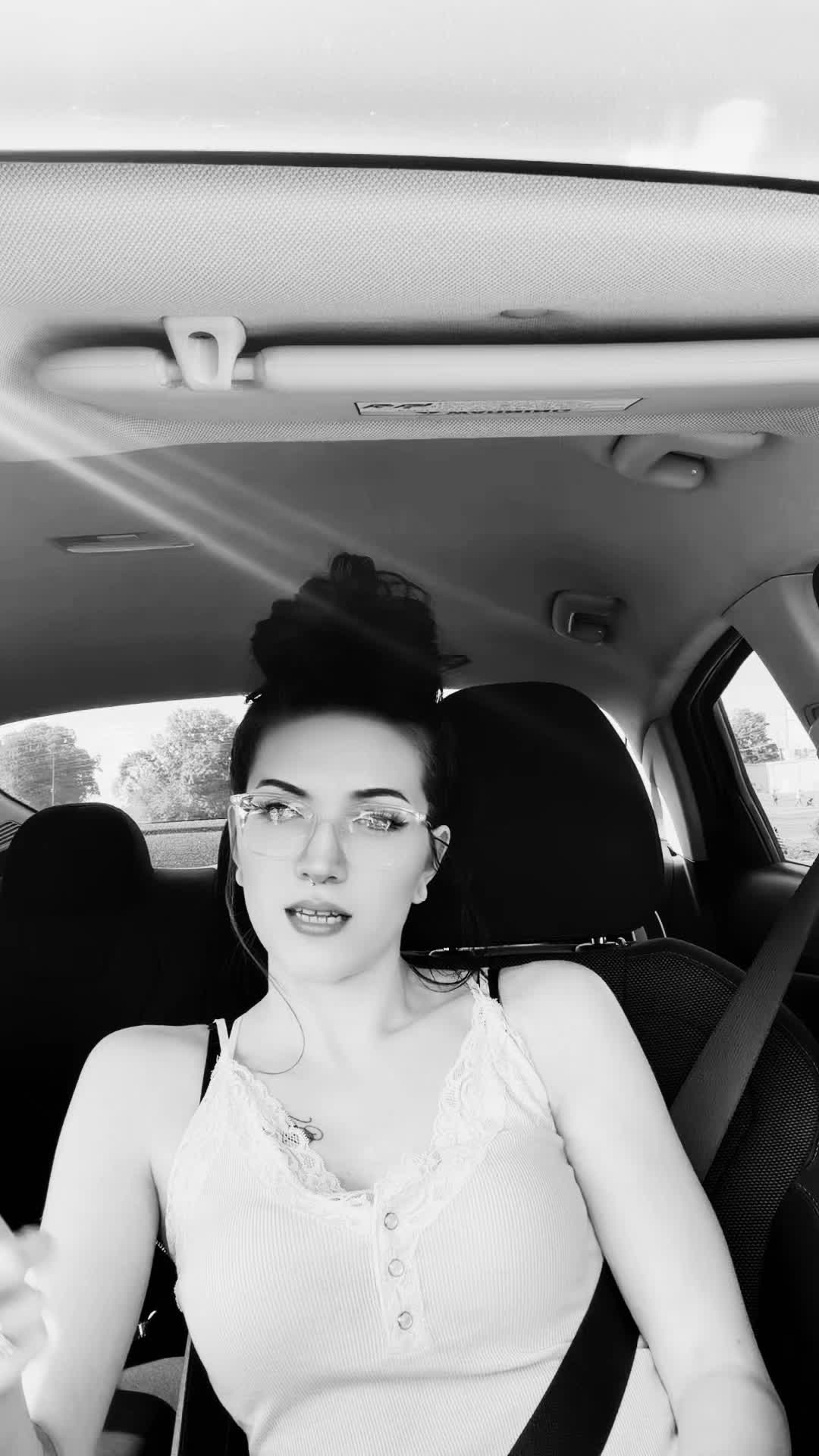 @Its_Queen_reaper