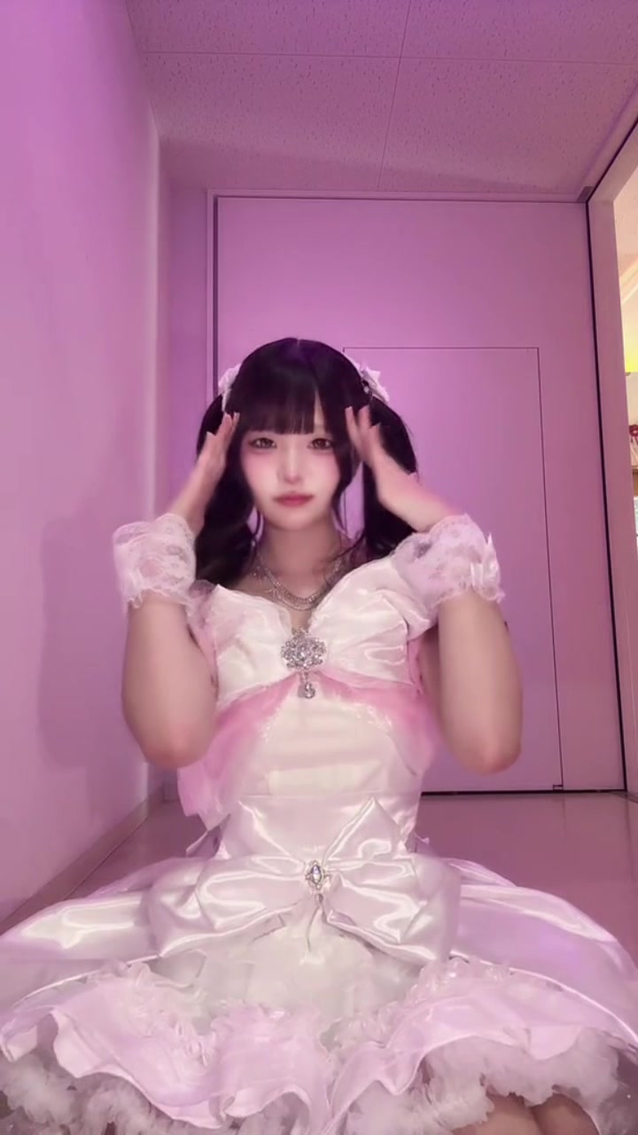 @うにげろ