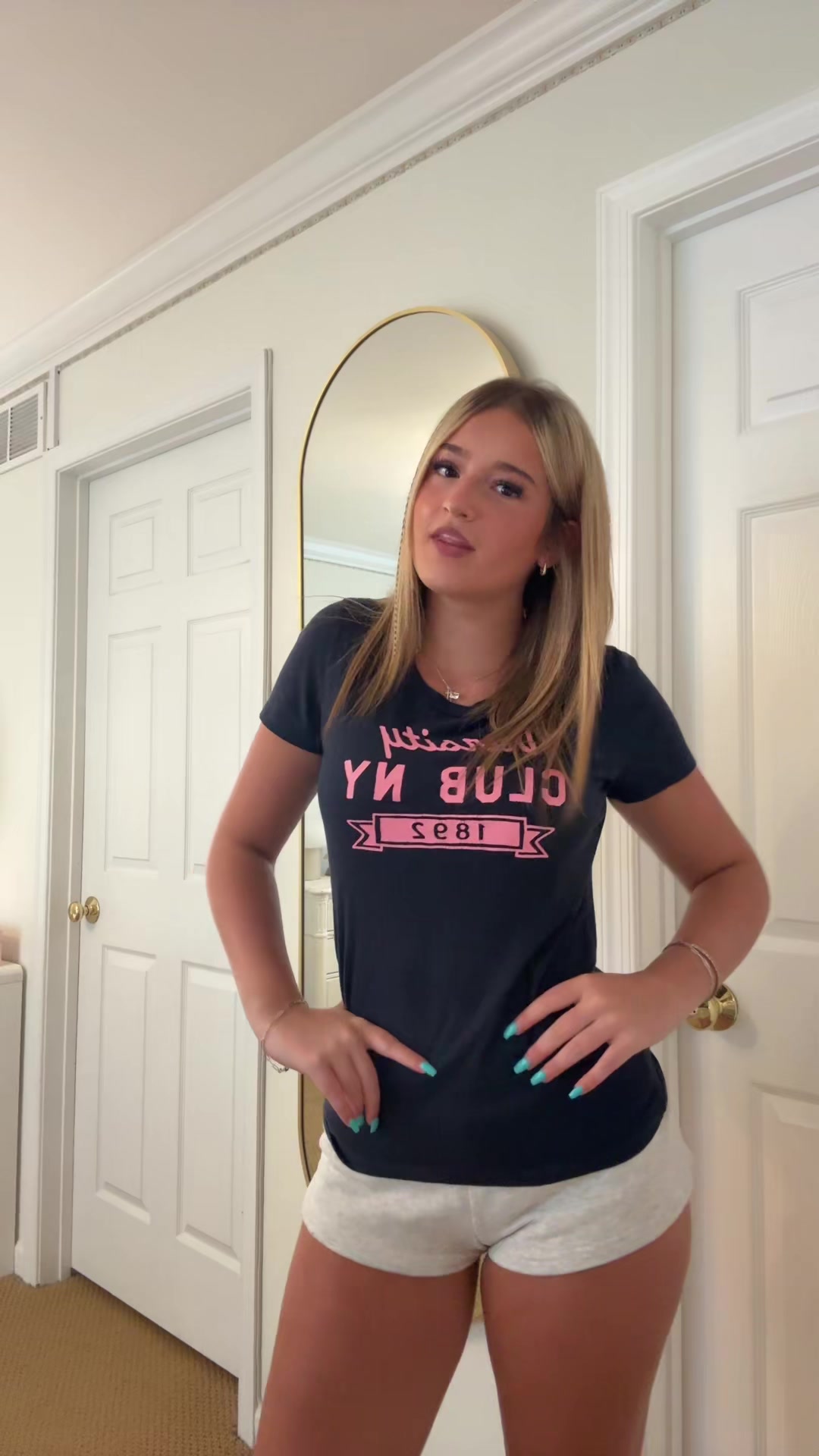 @ella