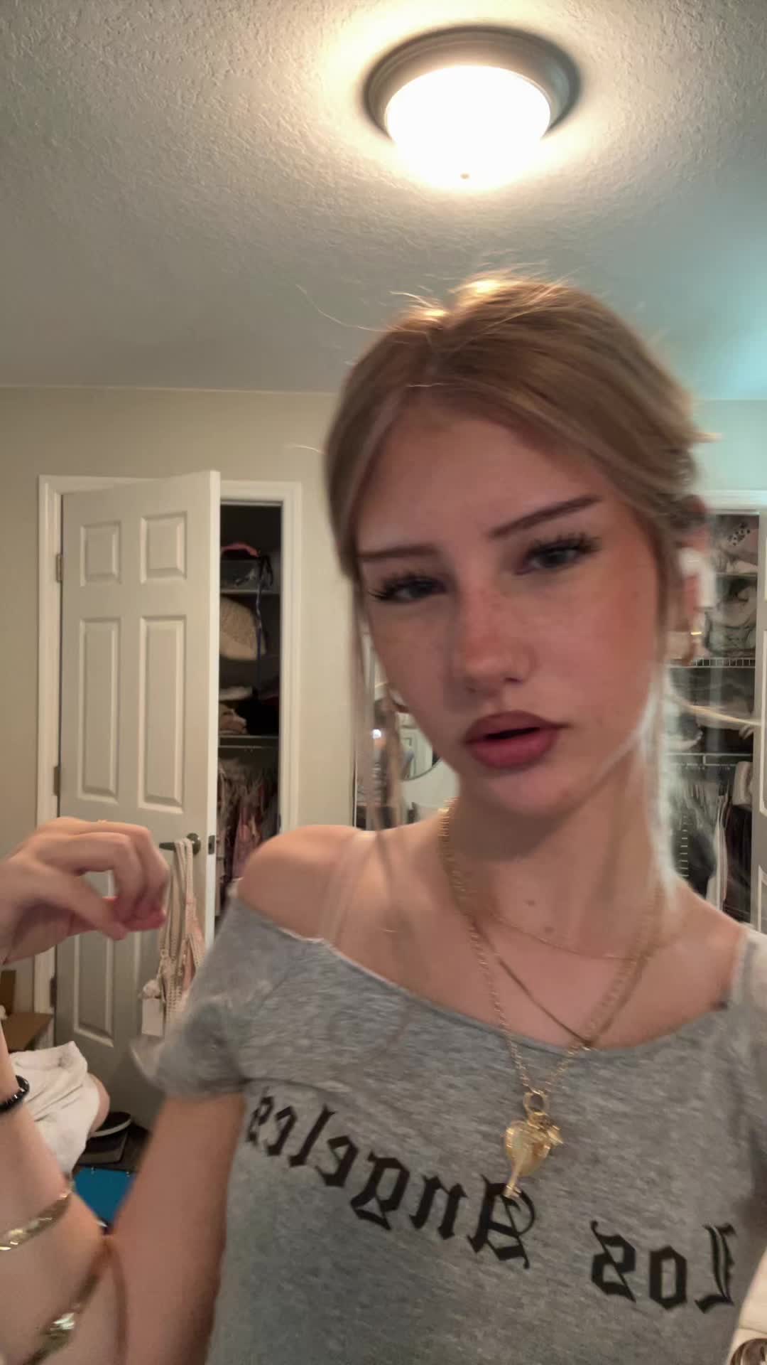 @isabella dimov