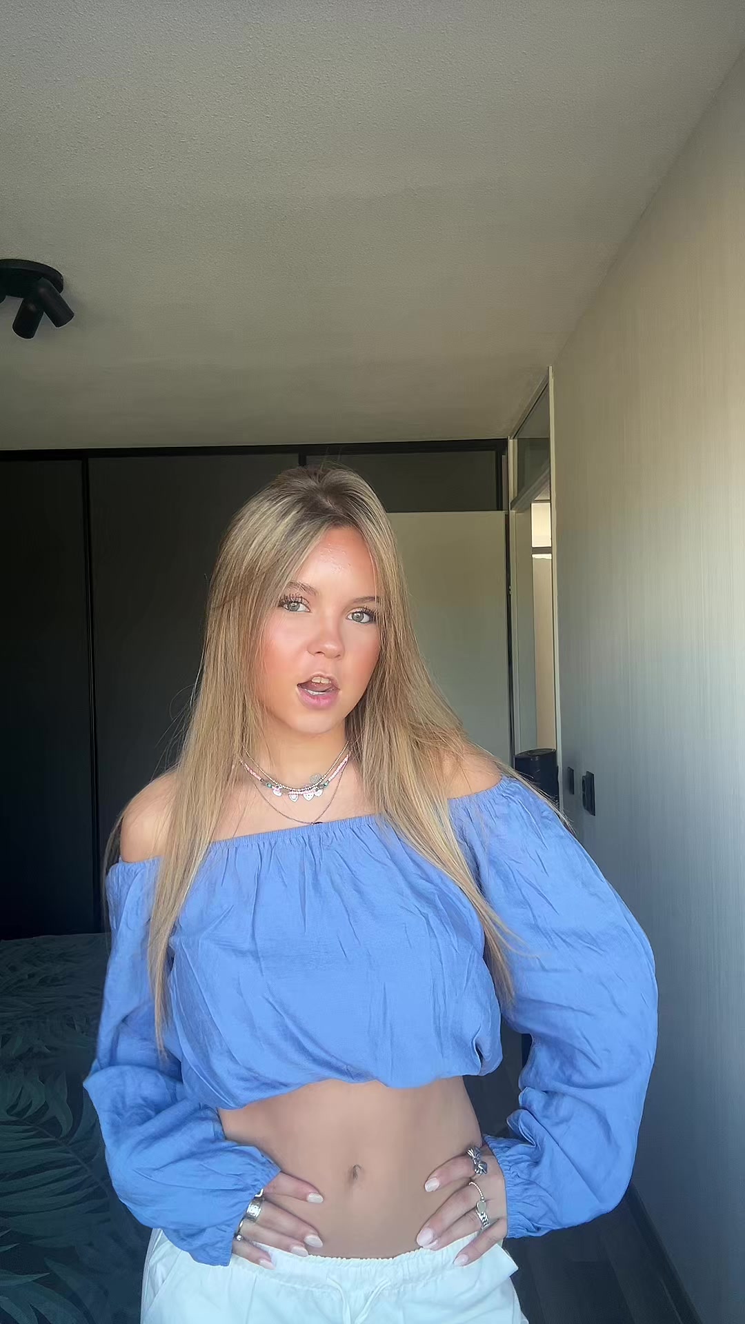 @ZOE PAUPTIT