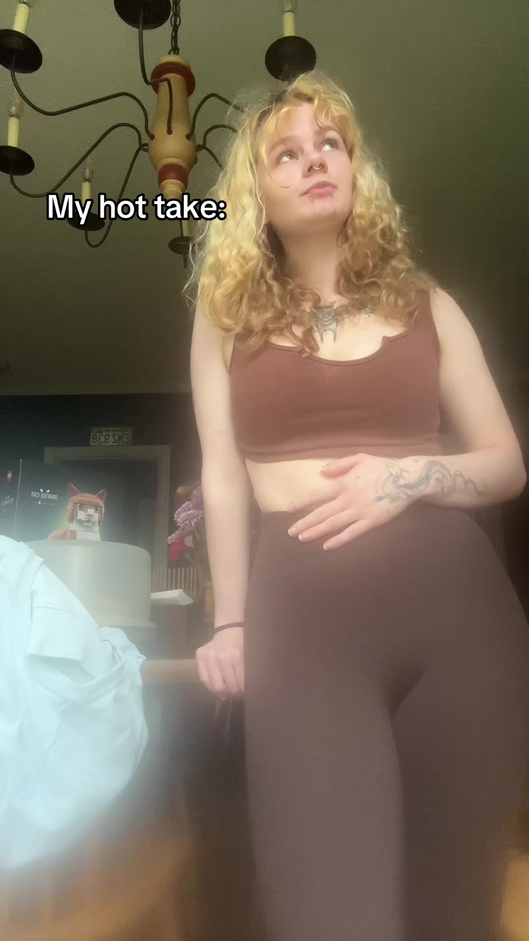 @E:)