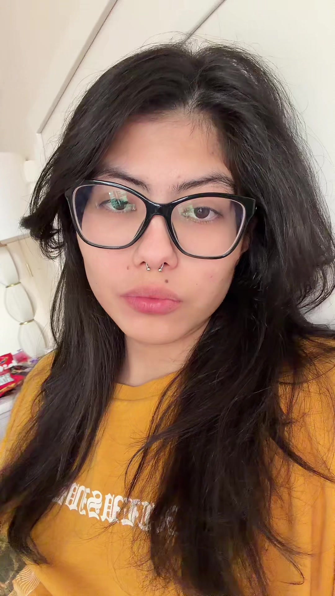 @Julia𖣂