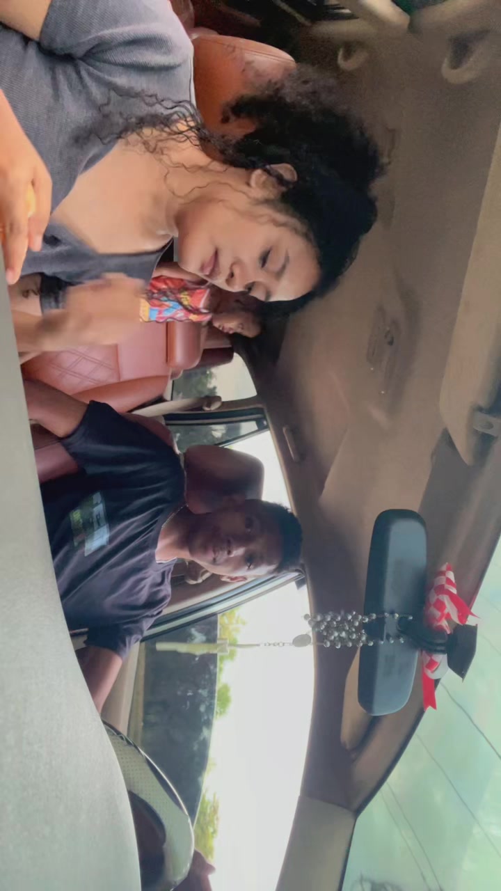 @leyyyyyyyylove