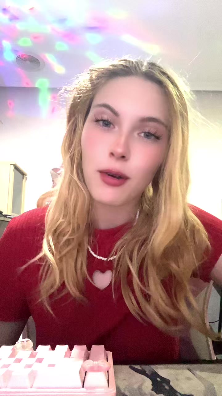 @Saraxkitty