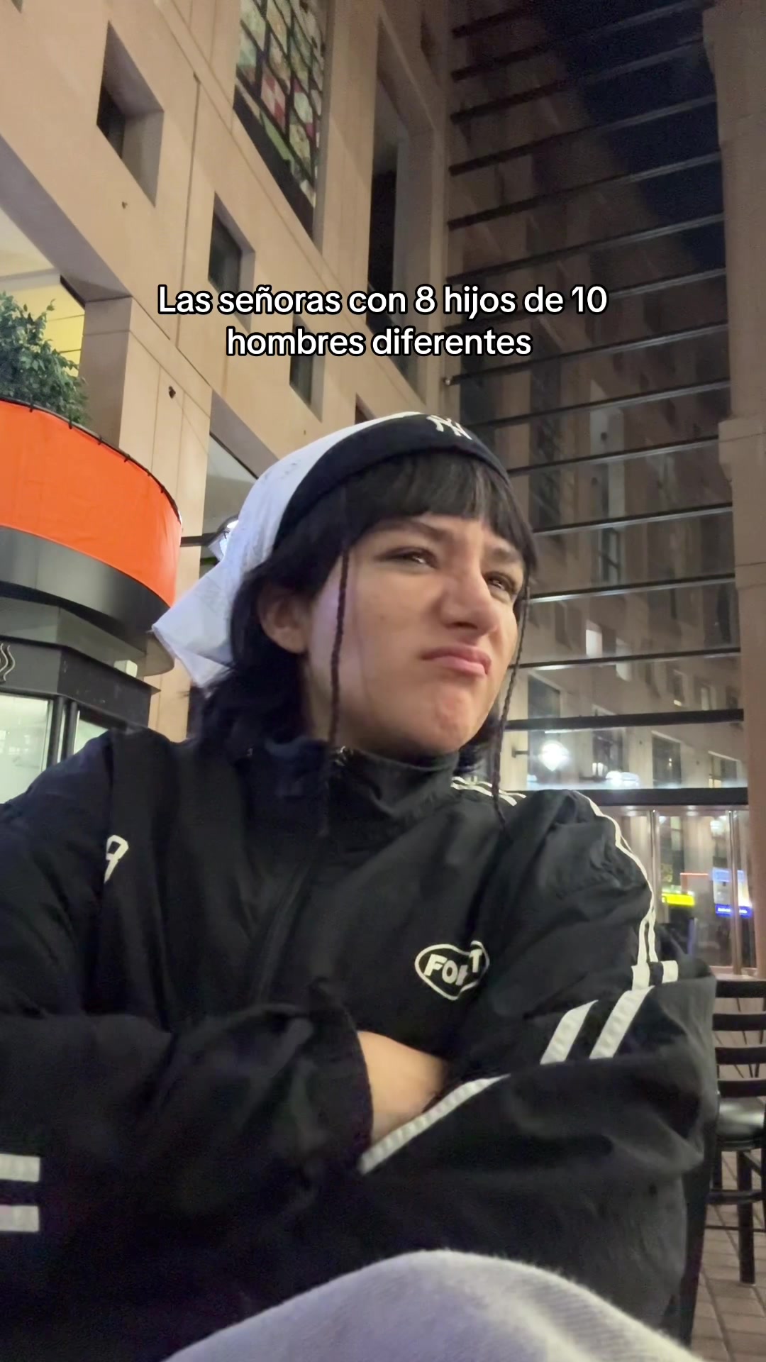 @Monicaabascal