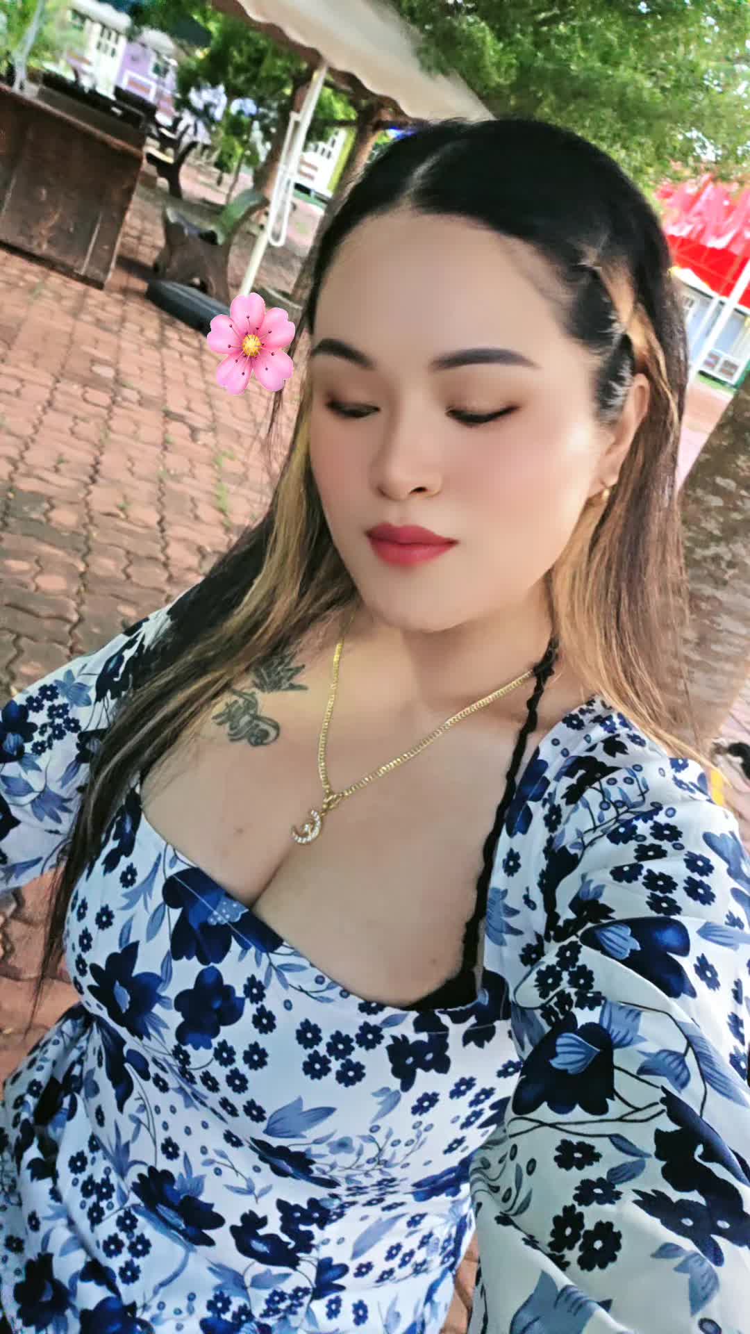 @👑🌸Blonsya रानी🌸👑