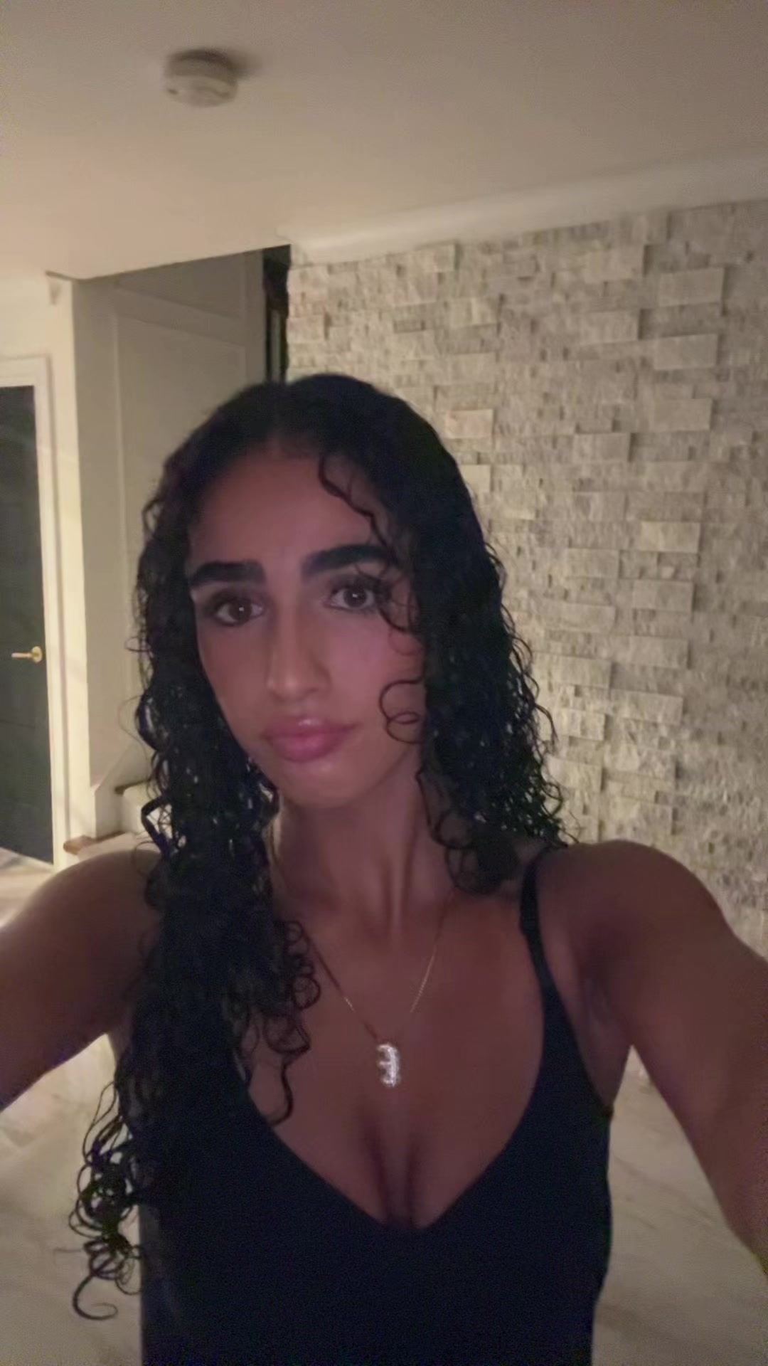 @E