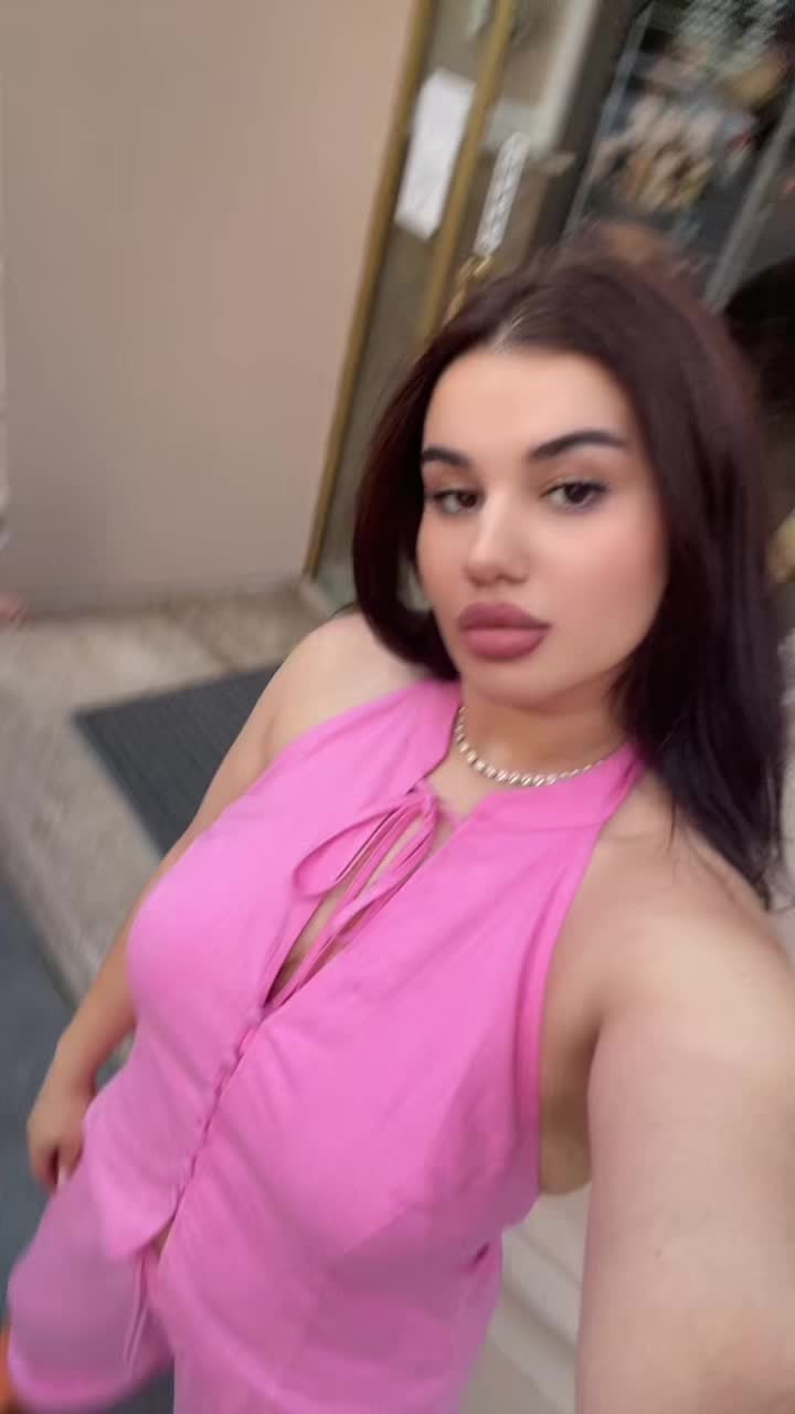 @Ana_criss8