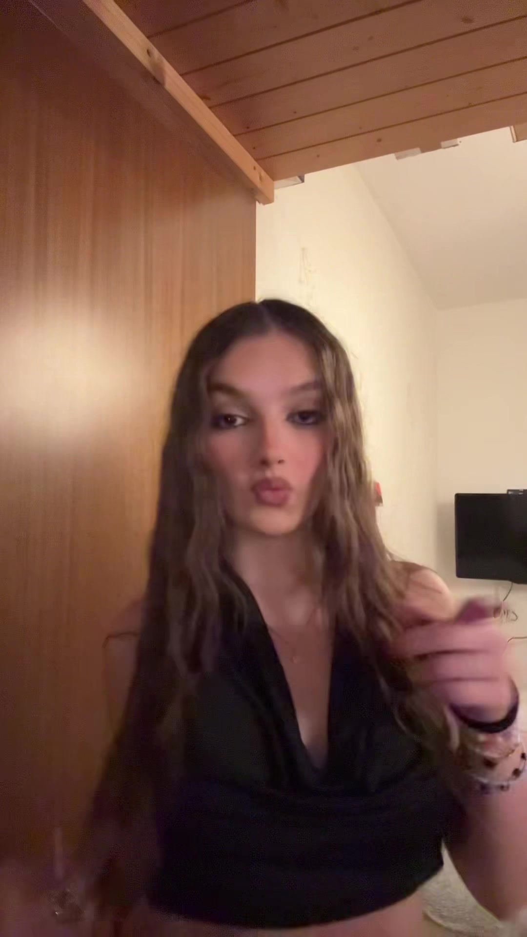 @Nina