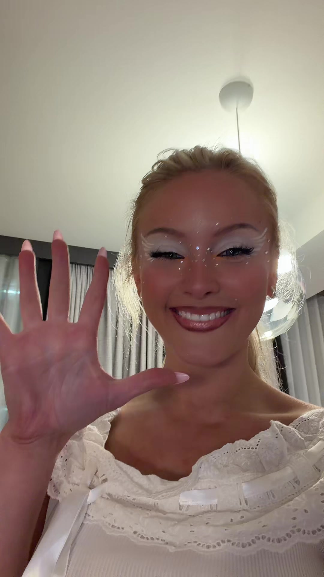 @Zara Larsson