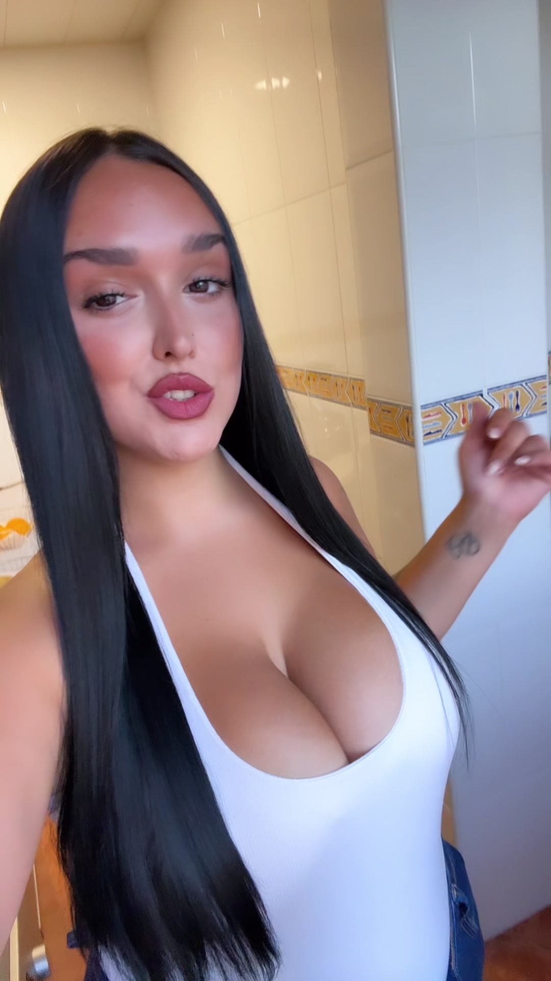 @yeniamartiiin